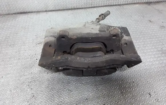 Volvo XC90 Front brake caliper 30636355