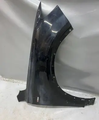 Audi Q7 4M Fender 4M0821106D