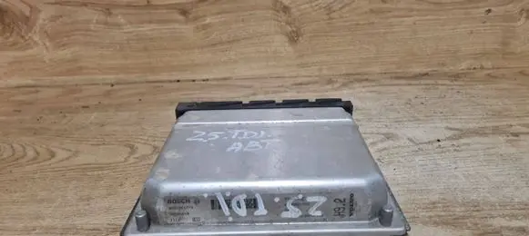 Volvo S80 Engine control unit/module 0281001776
