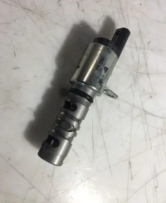 Skoda Citigo Camshaft vanos timing valve 04E906455D