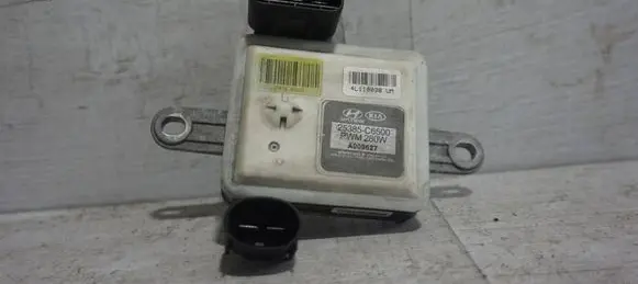 KIA Sorento Fan control module 4L110038 25385C6500 A009627