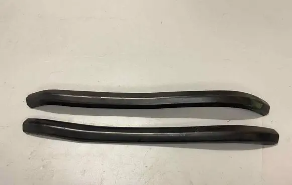 Mercedes-Benz W123 Front bumper shock/impact absorber 