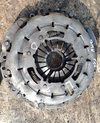 BMW 1 E81 E87 Clutch set kit LUK