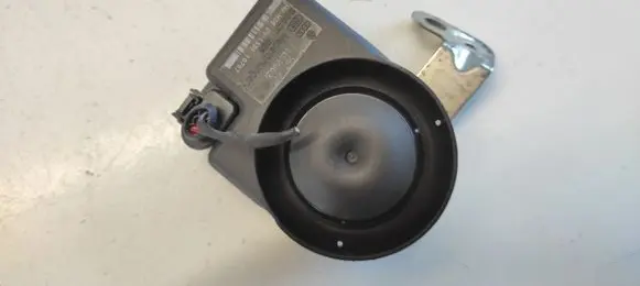 Audi A4 S4 B8 8K Horn signal 8T1951285 10707