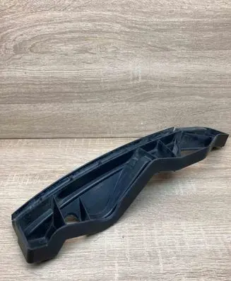 Volkswagen Touran I Front bumper mounting bracket 1T0807890