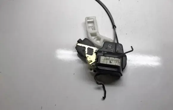 KIA Sportage Rear door lock 814101F010