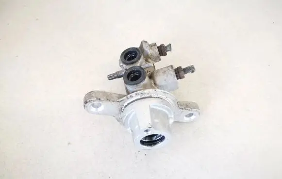 Toyota Auris 150 Master brake cylinder 0204y24235
