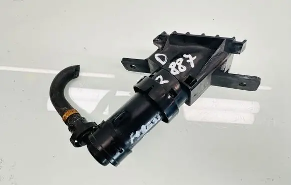 Subaru Forester SG Headlight washer spray nozzle