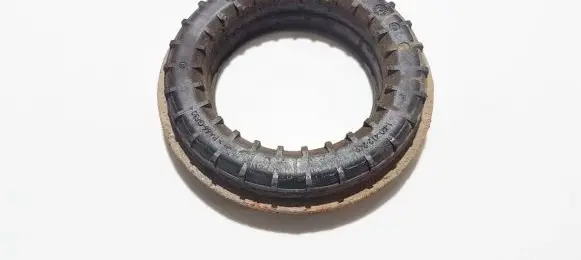 Coil spring mount