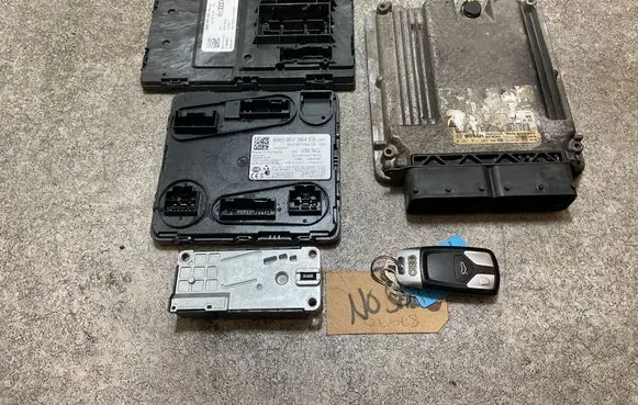 Audi A4 S4 B9 Engine ECU kit and lock set 1039S95884 0261S11902 04E907309R