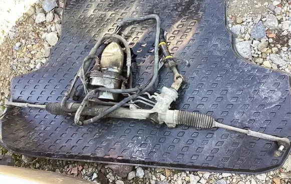 Opel Vectra C Steering rack 13160253