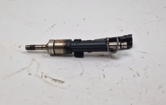 Citroen DS3 Fuel injector 9810335380