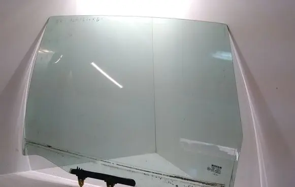 Nissan Almera Tino Rear door window glass