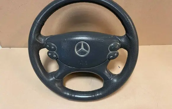 Mercedes-Benz E W211 Steering wheel