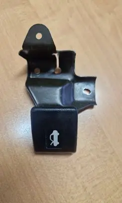 Nissan X-Trail T30 Engine bonnet (hood) release handle 