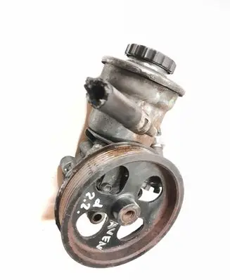 Toyota Avensis T250 Power steering pump 12180