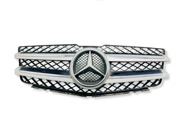 Mercedes-Benz GLK (X204) Front bumper upper radiator grill A2048850536