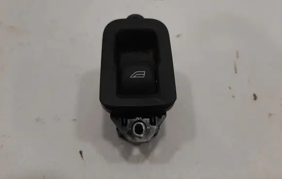 Volvo XC60 Electric window control switch 31272013 10W392