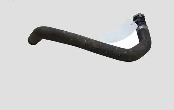Volvo V40 Engine coolant pipe/hose