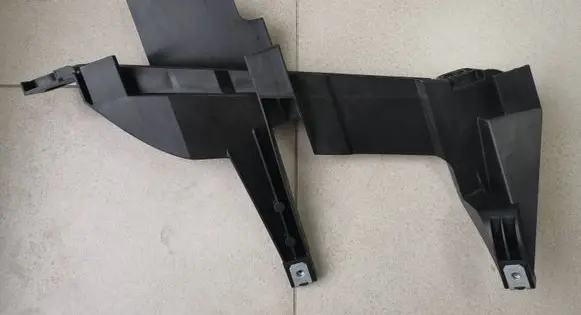 BMW X3 E83 Headlight/headlamp mounting bracket 63126939200 6939200 1301073025