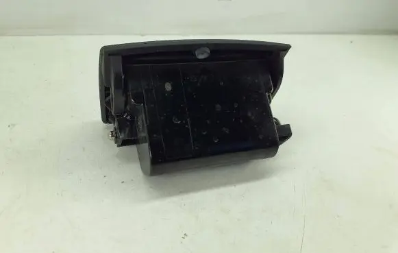 Audi A3 S3 A3 Sportback 8P Car ashtray 8P0857961 D1098