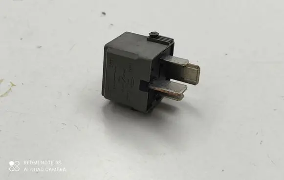 Mercedes-Benz CLK A209 C209 Other relay A0025422819