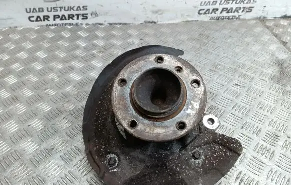 BMW 1 E81 E87 Front wheel hub spindle knuckle 6764443
