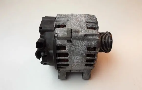 Citroen Berlingo Generator/alternator CBEF0821C031