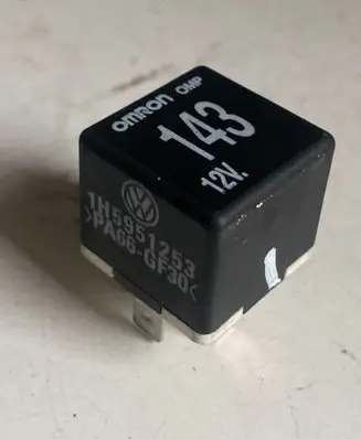 Volkswagen Touareg I Other relay 1H5951253 PA66GF30