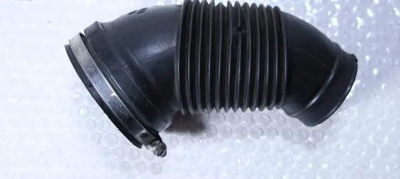 Audi A6 S6 C6 4F Air intake hose/pipe 4F0129615D