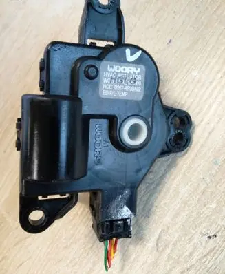 Hyundai ix35 Air flap motor/actuator D267AP9BA02 NE69643