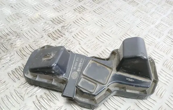 Audi A6 S6 C5 4B Headlight/headlamp dust cover 