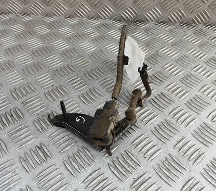 Nissan Qashqai J12 Rear air suspension level height sensor 538206UA0B