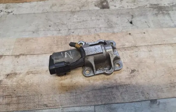 Volvo XC90 Camshaft vanos timing valve F34711502 031124