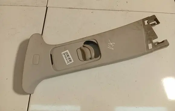 Peugeot 307 (B) pillar trim (top) 9632747077 9642016977