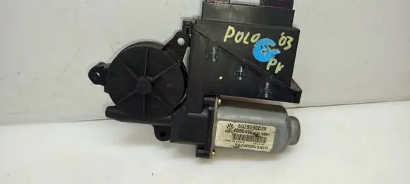 Volkswagen Polo Front door window regulator motor 6Q2959802A