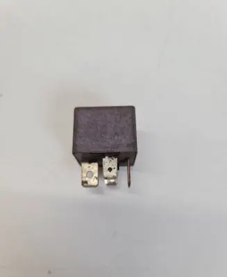 Volvo S40, V40 Other relay 12V50A03525