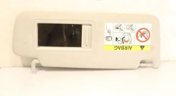 Sun visor clip/hook/bracket