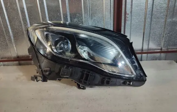 Mercedes-Benz GLA W156 Headlight/headlamp