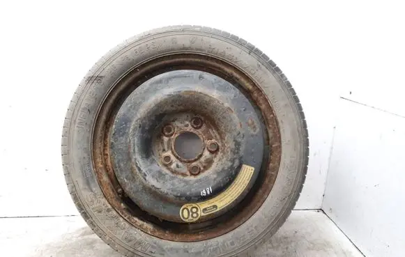 Fiat Freemont R17 spare wheel 030813
