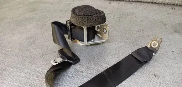 Ford Kuga I Rear seatbelt 4M51A611B69A