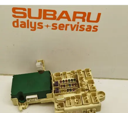 Lexus IS 200-300 Fuse module