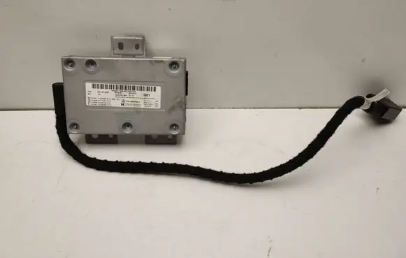 Mercedes-Benz E W212 Head unit multimedia control A2049009301