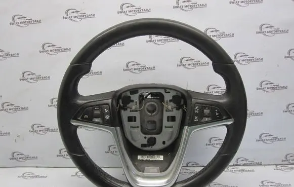 Opel Astra J Steering wheel 13351028
