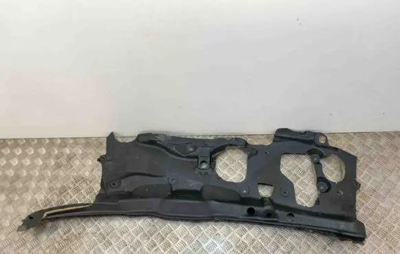 Mercedes-Benz SL R231 Heat shield in engine bay 2316820028 A2316820028