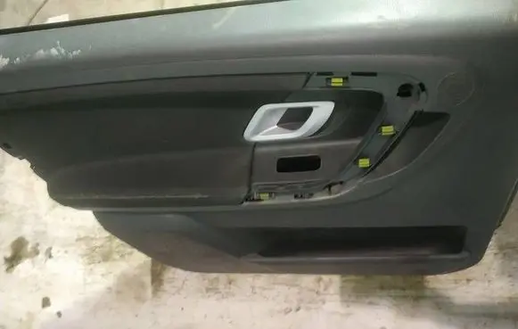 Skoda Roomster (5J) Rear door card panel trim