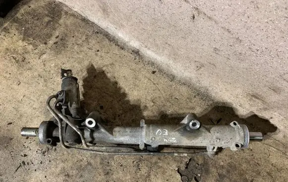 Mercedes-Benz C W204 Steering rack A20411011017