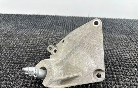 Renault Twingo II Engine mounting bracket 112534543R