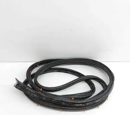 Mitsubishi Pajero Rubber seal front coupe door MR473451