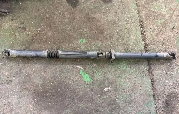 Dodge RAM Drive shaft (set) 68304475AC 68304475AA 68304475AB